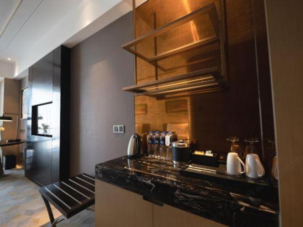 The Qube Hotel Jingzhou מראה חיצוני תמונה