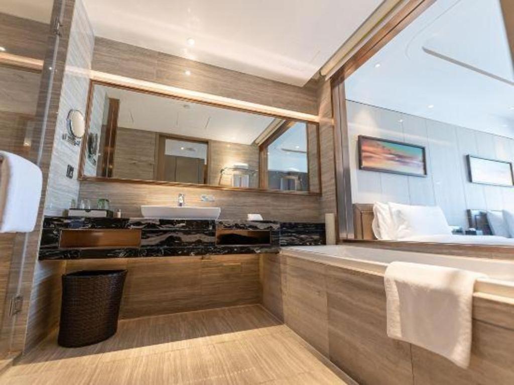 The Qube Hotel Jingzhou מראה חיצוני תמונה