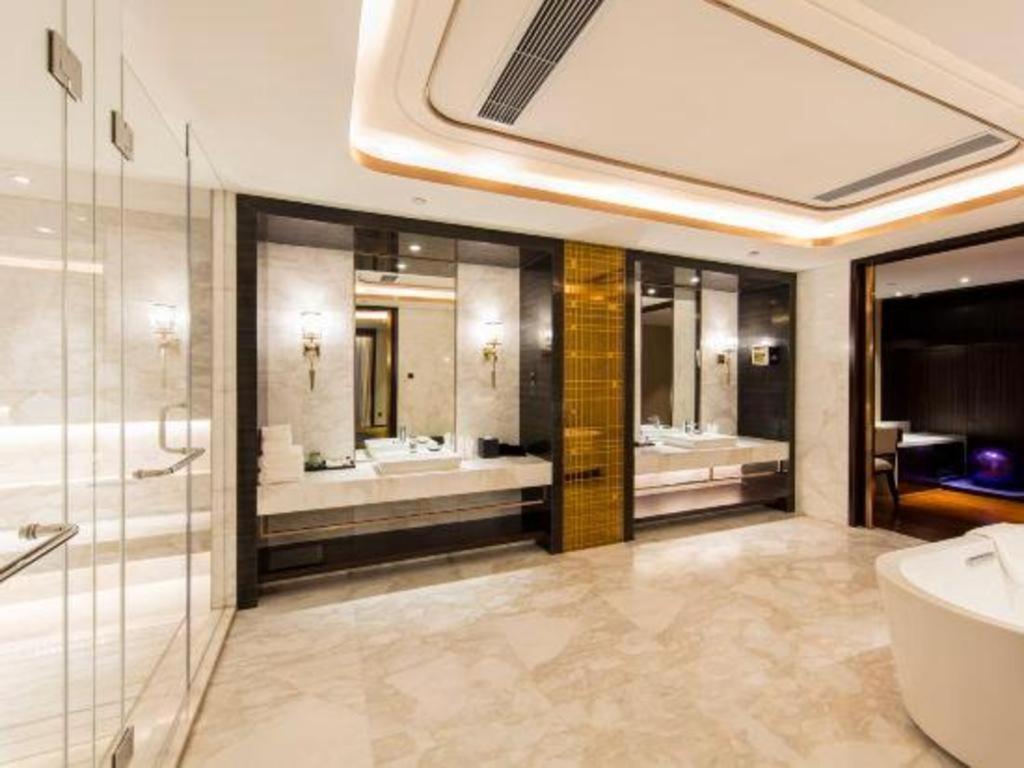 The Qube Hotel Jingzhou מראה חיצוני תמונה