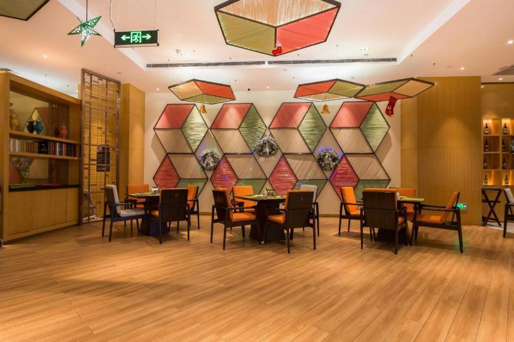 The Qube Hotel Jingzhou מראה חיצוני תמונה