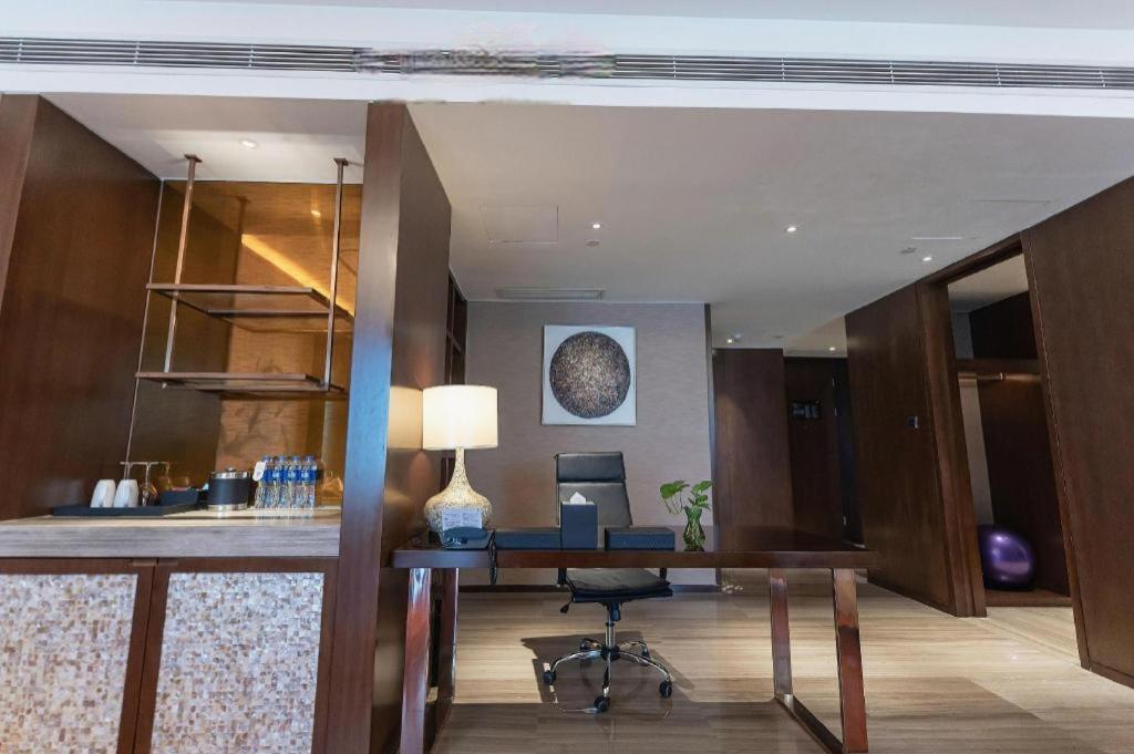 The Qube Hotel Jingzhou מראה חיצוני תמונה